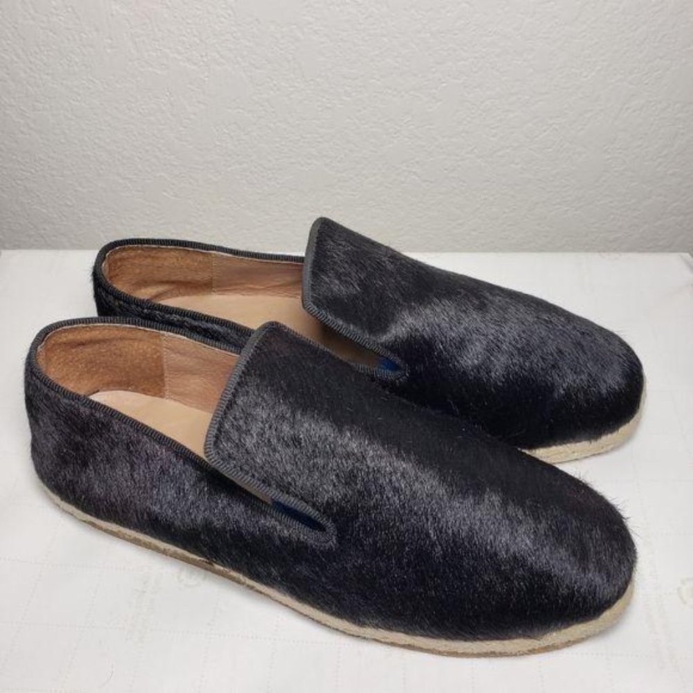 Paruolo Black Closed Toe Textured Flats Sz 8